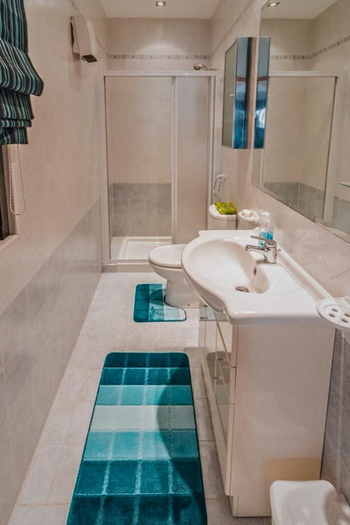 2 Bedroom Seafront Duplex Penthouse In The Heart Of Spinola Bay San Ġiljan Kültér fotó